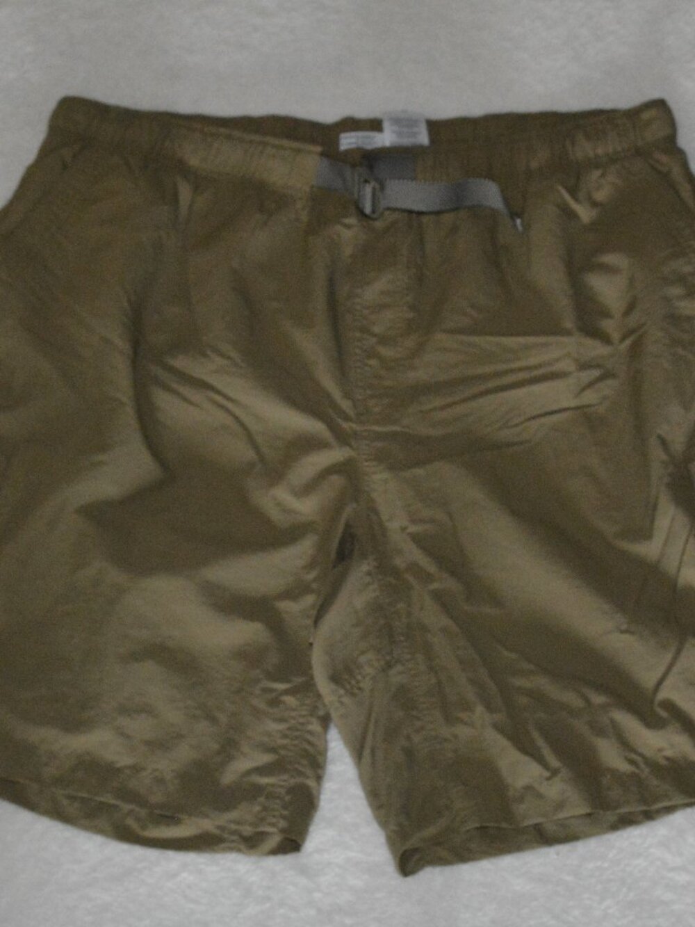 Columbia Sportswear Company Men's Cargo Shorts Built in belt size XXL